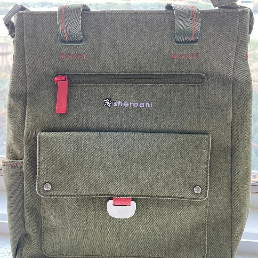 Sherpani Purse